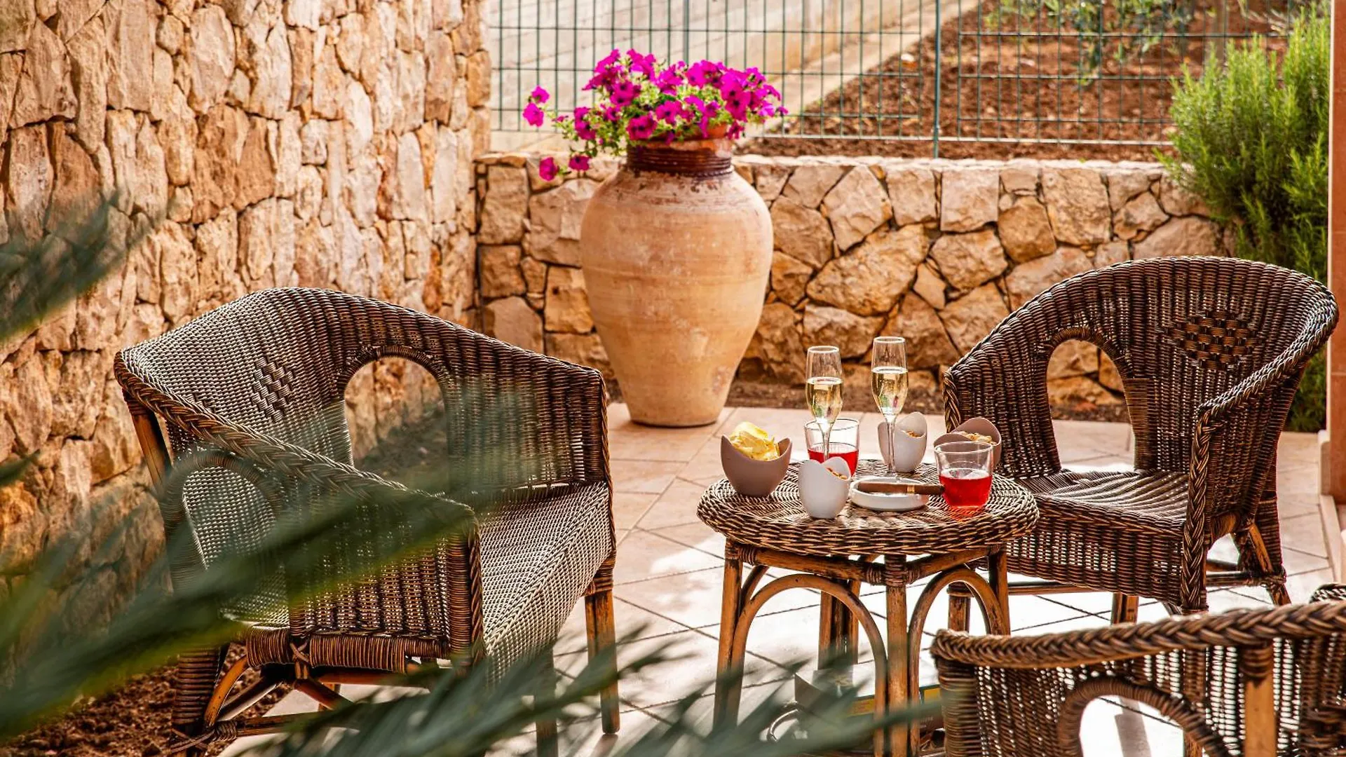 Exclusive Palm House Near The Beach ألكامو فيلة