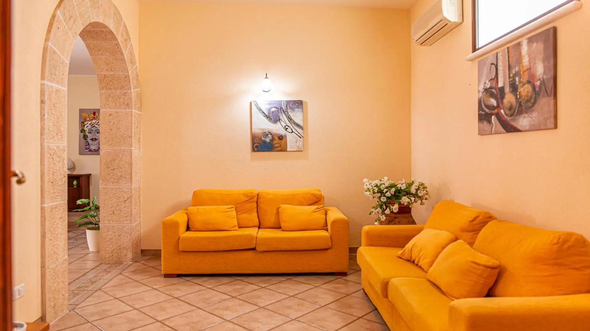 Exclusive Palm House Near The Beach ألكامو 0*,  إيطاليا